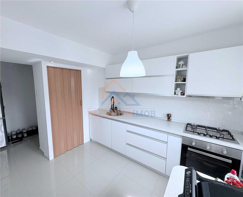 Lujerului, strada Rosia Montana, apartament de vanzare,